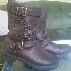 Girls boots size 3
